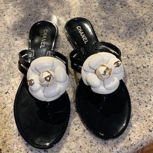 Barely Used CHANEL Sandals size 38 European. 6.5 7 US.